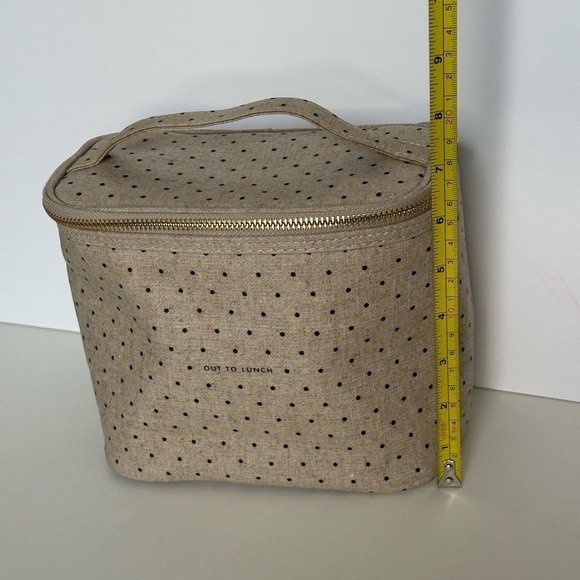 Kate Spade “out to lunch” Tote Bag - Picture 8 of 9